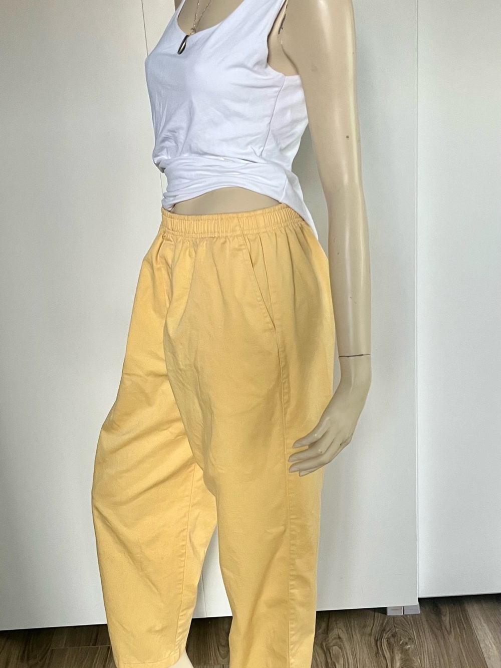 Vintage Cabin Creek Elastic Waist Short Pants - Size XL